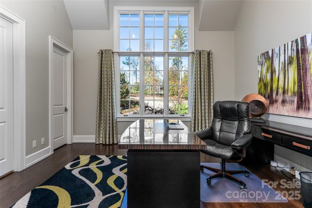 10 Fairsted Drive, Asheville, NC 28803