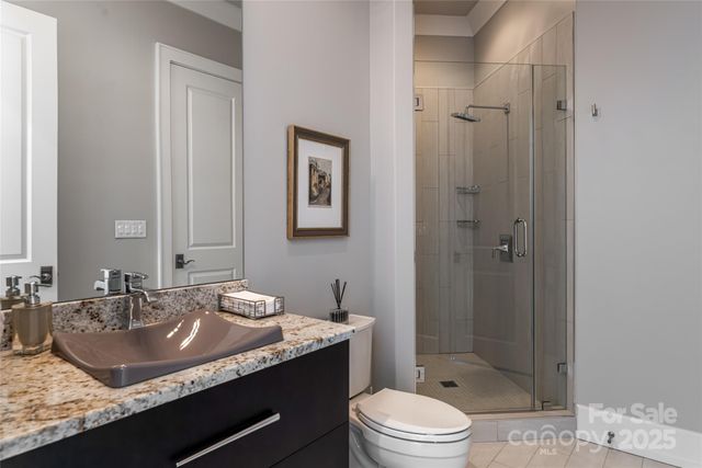 10 Fairsted Drive, Asheville, NC 28803