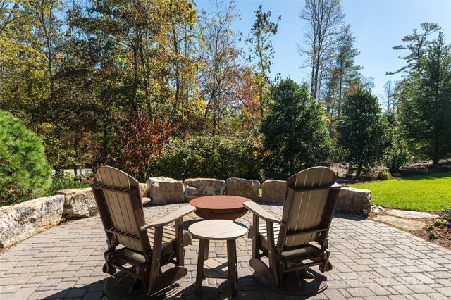 10 Fairsted Drive, Asheville, NC 28803