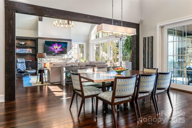 10 Fairsted Drive, Asheville, NC 28803