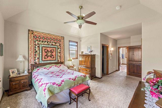 3506 Hawthorn Hill DRIVE, Waukesha, WI 53188