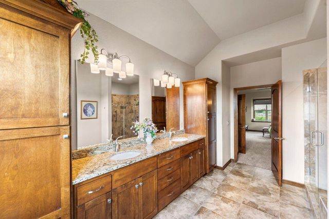 3506 Hawthorn Hill DRIVE, Waukesha, WI 53188
