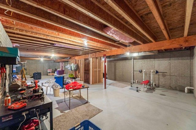 3506 Hawthorn Hill DRIVE, Waukesha, WI 53188
