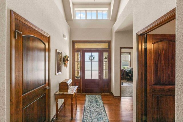 3506 Hawthorn Hill DRIVE, Waukesha, WI 53188