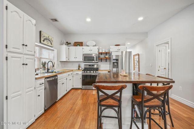 869 Koches Avenue, Brick, NJ 08724