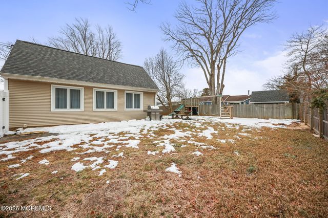 869 Koches Avenue, Brick, NJ 08724