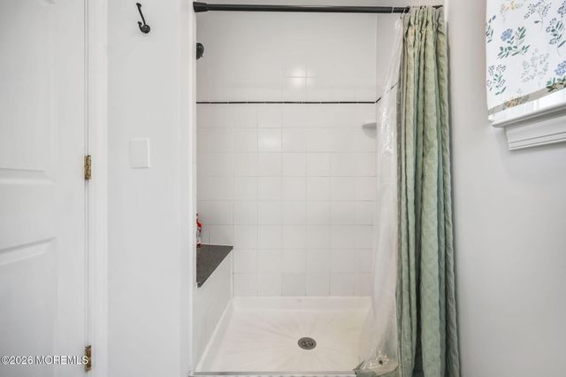 869 Koches Avenue, Brick, NJ 08724