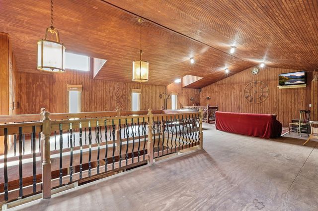 16400 County Road 81, Maple Grove, MN 55369