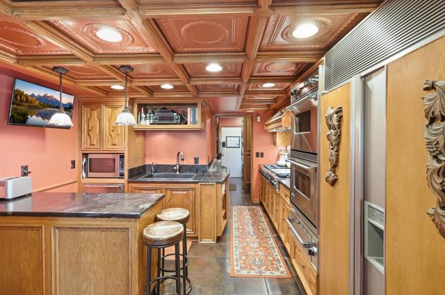 16400 County Road 81, Maple Grove, MN 55369