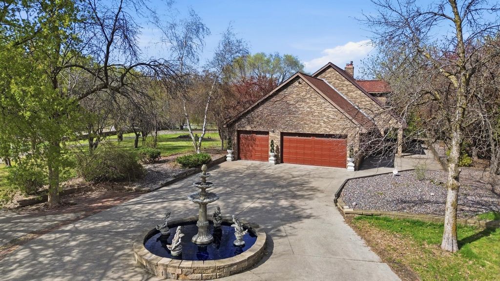 16400 County Road 81, Maple Grove, MN 55369