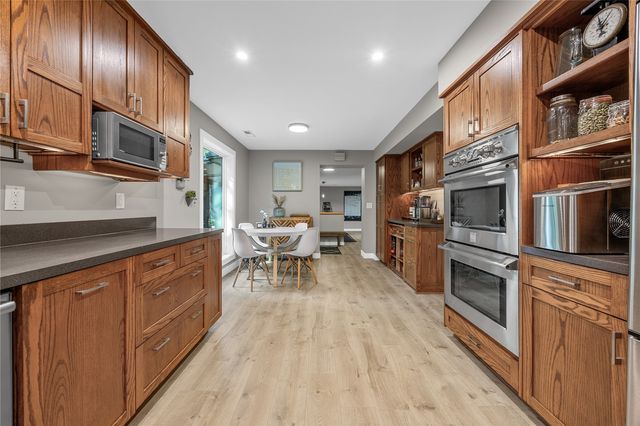 1790 Timber Ridge Drive, Cedar Rapids, IA 52403