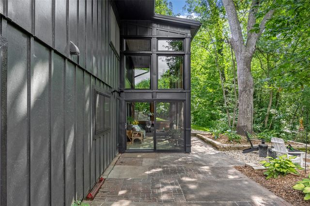 1790 Timber Ridge Drive, Cedar Rapids, IA 52403
