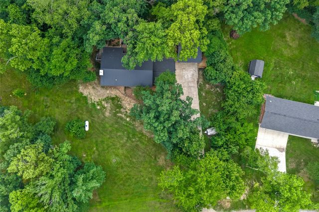 1790 Timber Ridge Drive, Cedar Rapids, IA 52403