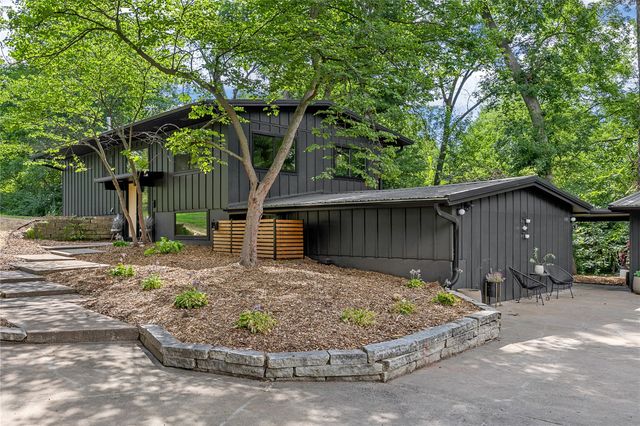 1790 Timber Ridge Drive, Cedar Rapids, IA 52403