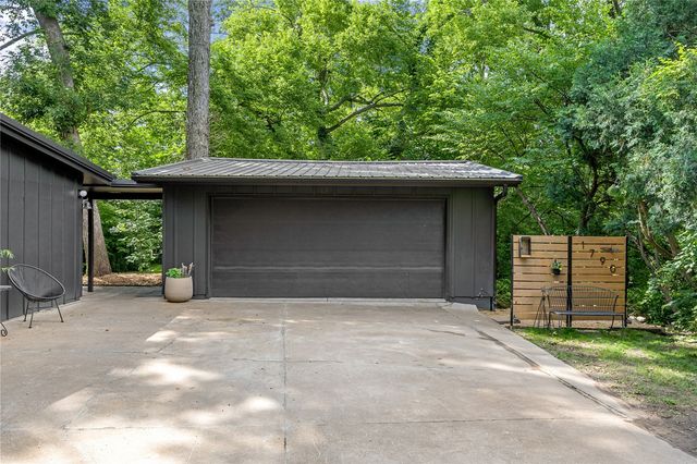 1790 Timber Ridge Drive, Cedar Rapids, IA 52403