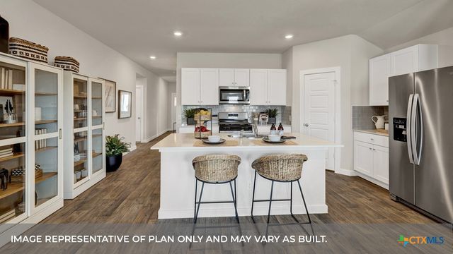 116 WAGNER Way, San Marcos, TX 78666