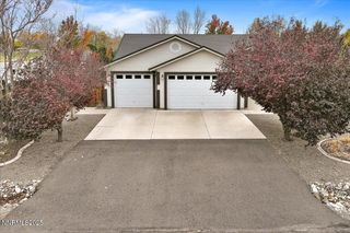 3195 Quick Cal Way, Fernley, NV 89408