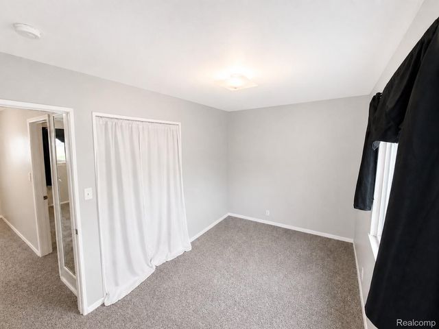 813 McKeighan Avenue, Flint, MI 48507
