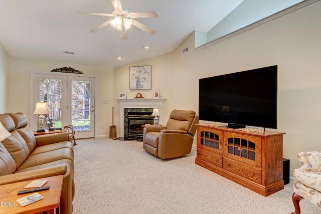 3027 Maple Avenue Q3, Burlington, NC 27215