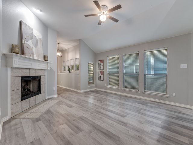 1636 Spanish Moss Way, Savannah, TX 76227