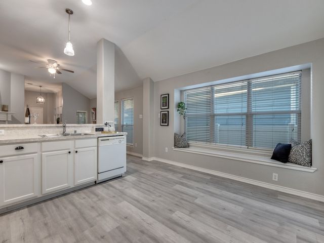 1636 Spanish Moss Way, Savannah, TX 76227