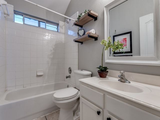 1636 Spanish Moss Way, Savannah, TX 76227