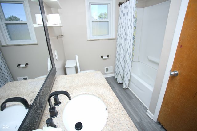 150 E Beechwood Lane, Indianapolis, IN 46227