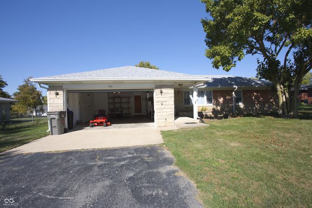 150 E Beechwood Lane, Indianapolis, IN 46227