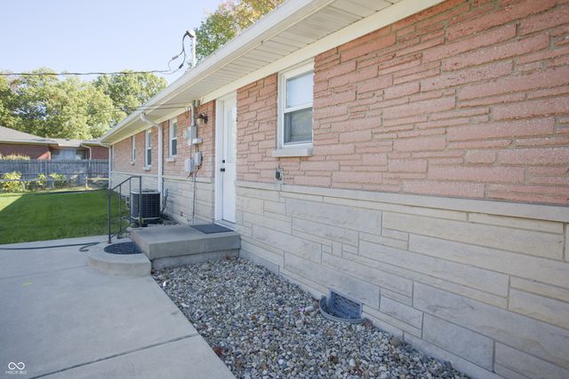 150 E Beechwood Lane, Indianapolis, IN 46227