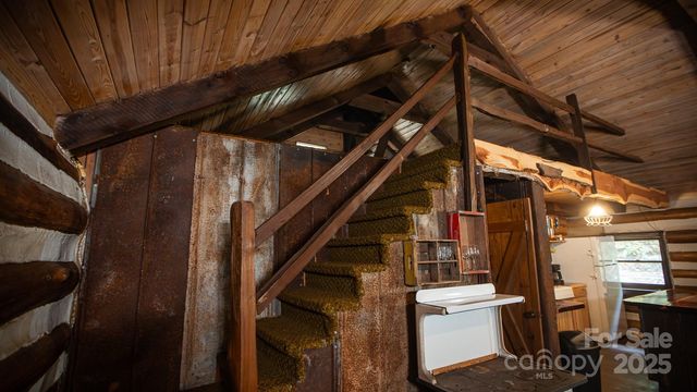 4189 Bristol Place, Collettsville, NC 28611