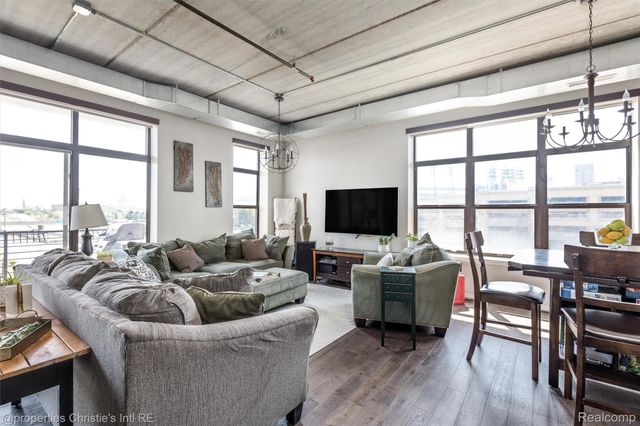 66 WINDER Street 332, Detroit, MI 48201