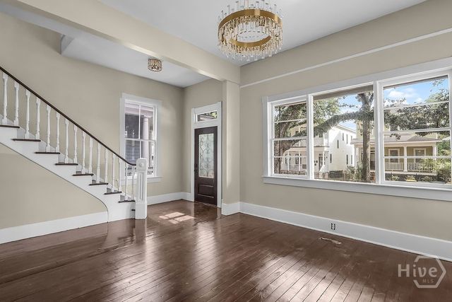 221 W 39th Street, Savannah, GA 31401