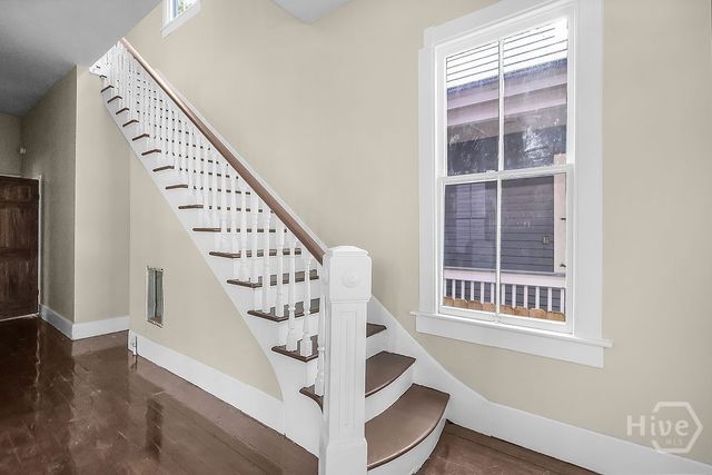 221 W 39th Street, Savannah, GA 31401