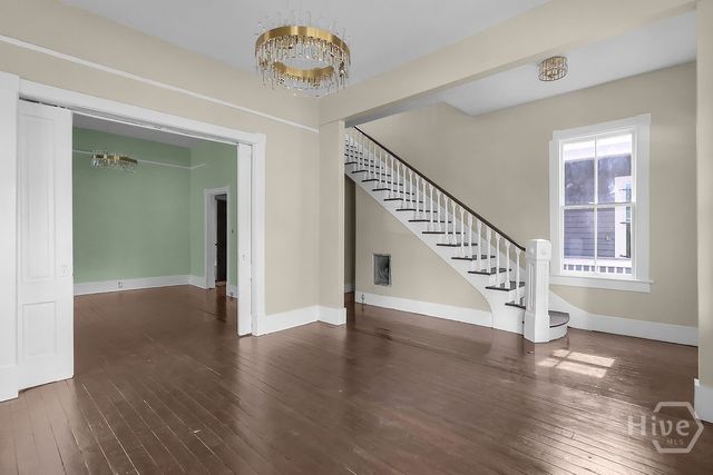 221 W 39th Street, Savannah, GA 31401