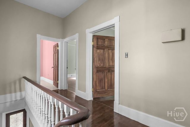 221 W 39th Street, Savannah, GA 31401