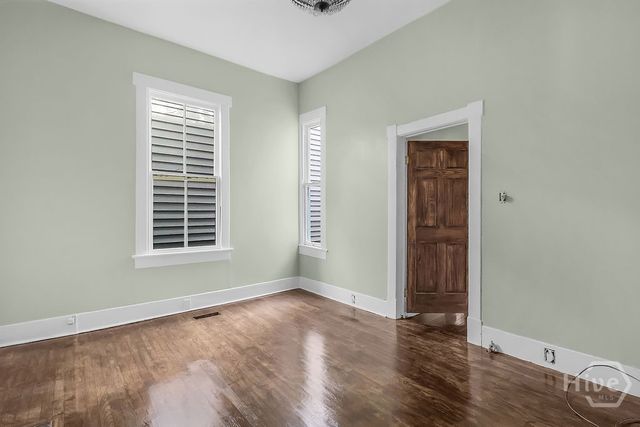 221 W 39th Street, Savannah, GA 31401