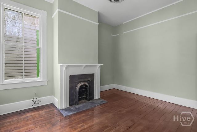 221 W 39th Street, Savannah, GA 31401
