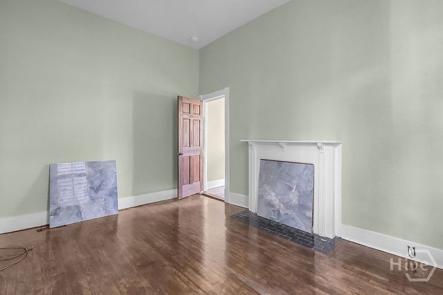 221 W 39th Street, Savannah, GA 31401