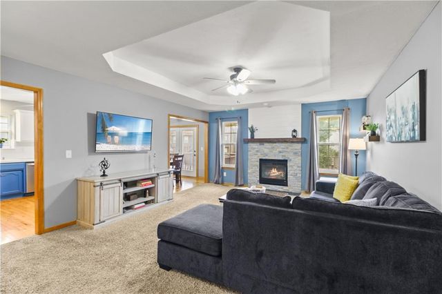 1715 Overbrook Lane, Raymore, MO 64083