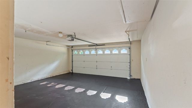 476 N Oliver Avenue, Fayetteville, AR 72701
