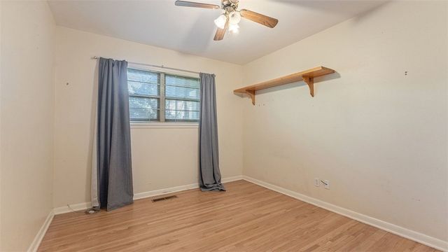 476 N Oliver Avenue, Fayetteville, AR 72701