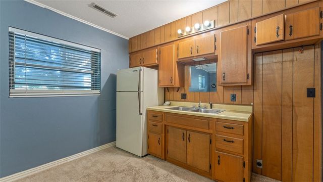 476 N Oliver Avenue, Fayetteville, AR 72701