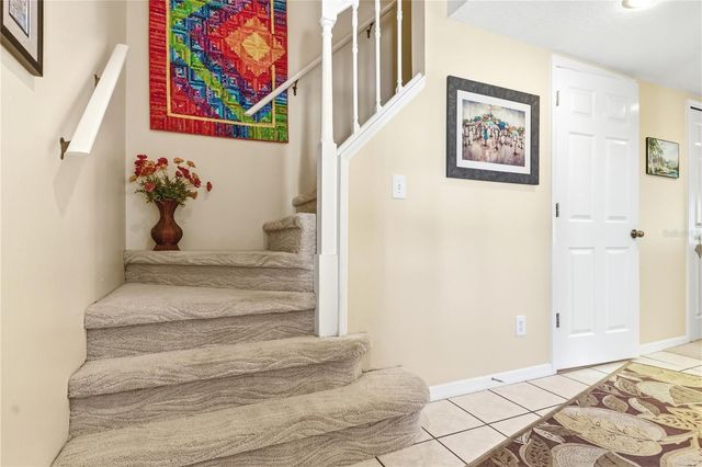 9034 LAKE PLACE LANE 9034, Tampa, FL 33634