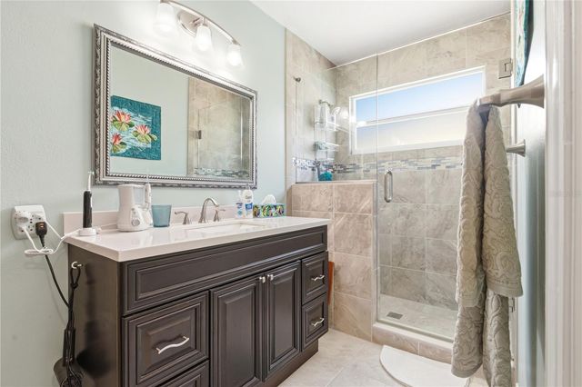 9034 LAKE PLACE LANE 9034, Tampa, FL 33634