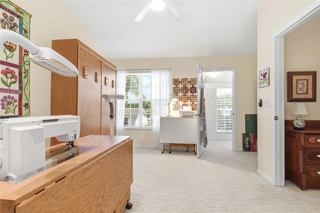 9034 LAKE PLACE LANE 9034, Tampa, FL 33634