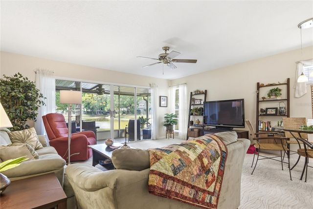 9034 LAKE PLACE LANE 9034, Tampa, FL 33634