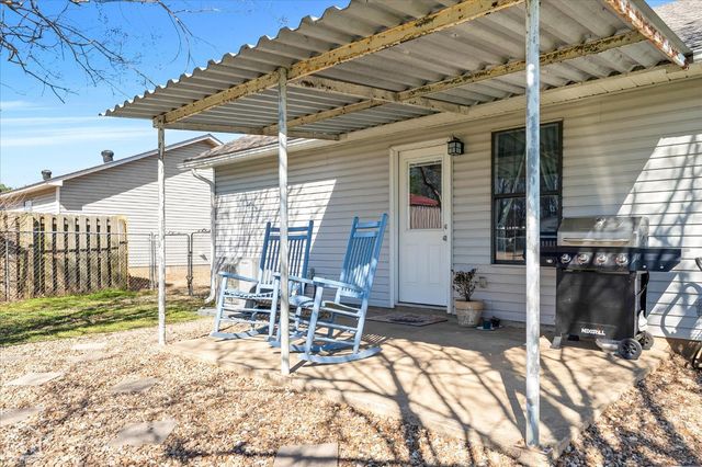 132 County Road 622, Jonesboro, AR 72404