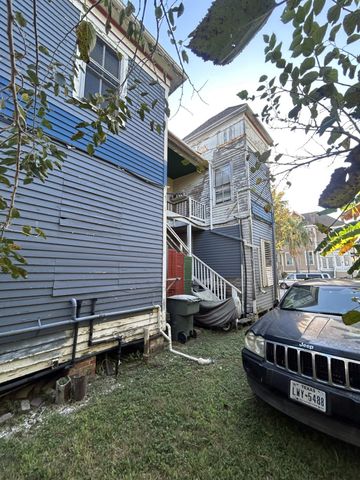 1626 Church Street, Galveston, TX 77550