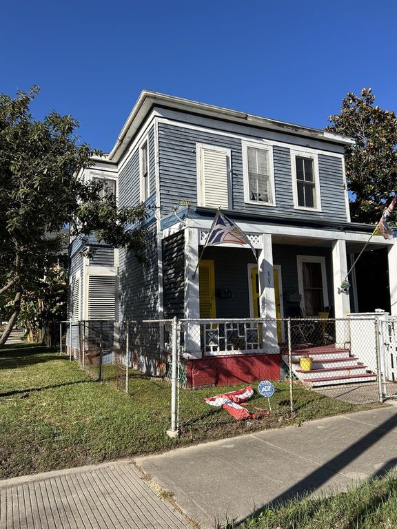 1626 Church Street, Galveston, TX 77550
