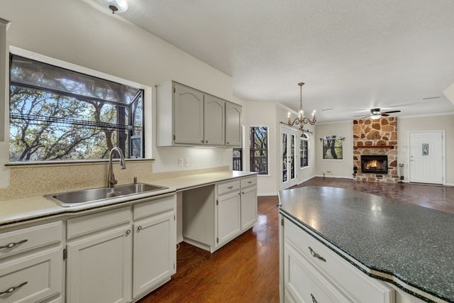 1560 Roadrunner Lane, Canyon Lake, TX 78133